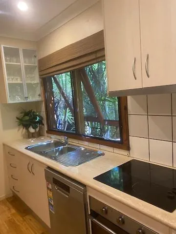Tallow Beach Motel (Adults Only) Byron Bay 3*,  Australia