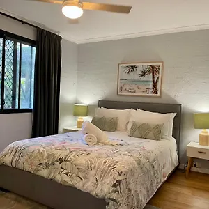 Burleigh Palms Aparthotel Gold Coast